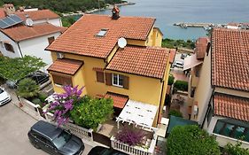 Apartments With A Parking Space Mali Losinj